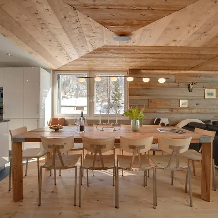 Cozy Chalet Apartment