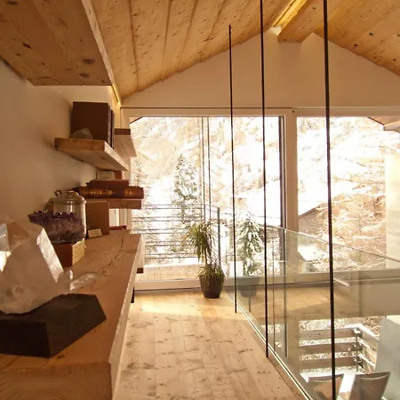Cozy Chalet